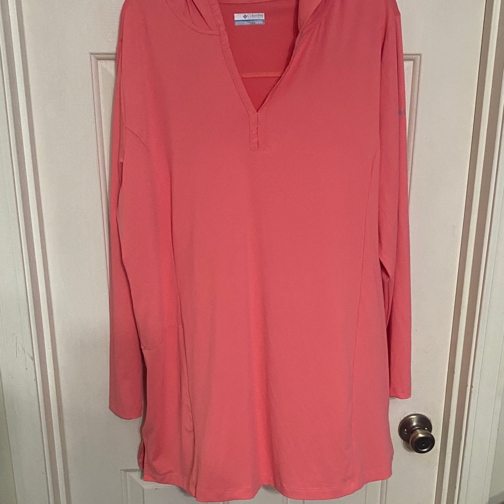 Columbia Women's Vibrant Coral Tunic Top